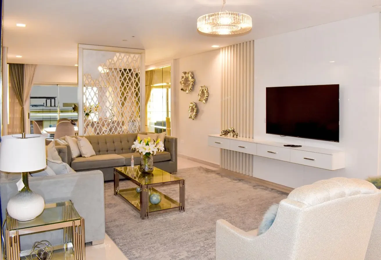 SPACIOUS 3 BHK FOR RENT | FF | BALCONY - Apartment in Doha