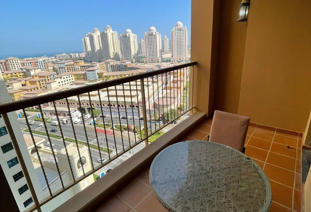 For Sale |1BR Plus Small Room | Sea View | Catchy