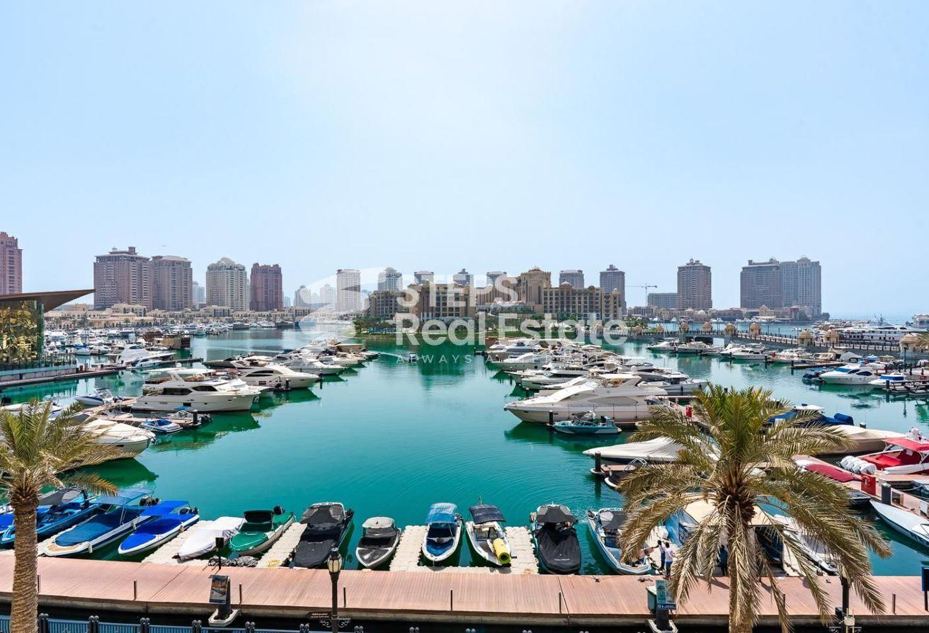 Luxurious 1-Bedroom Townhouse in The Pearl - Townhouse in West Porto Drive