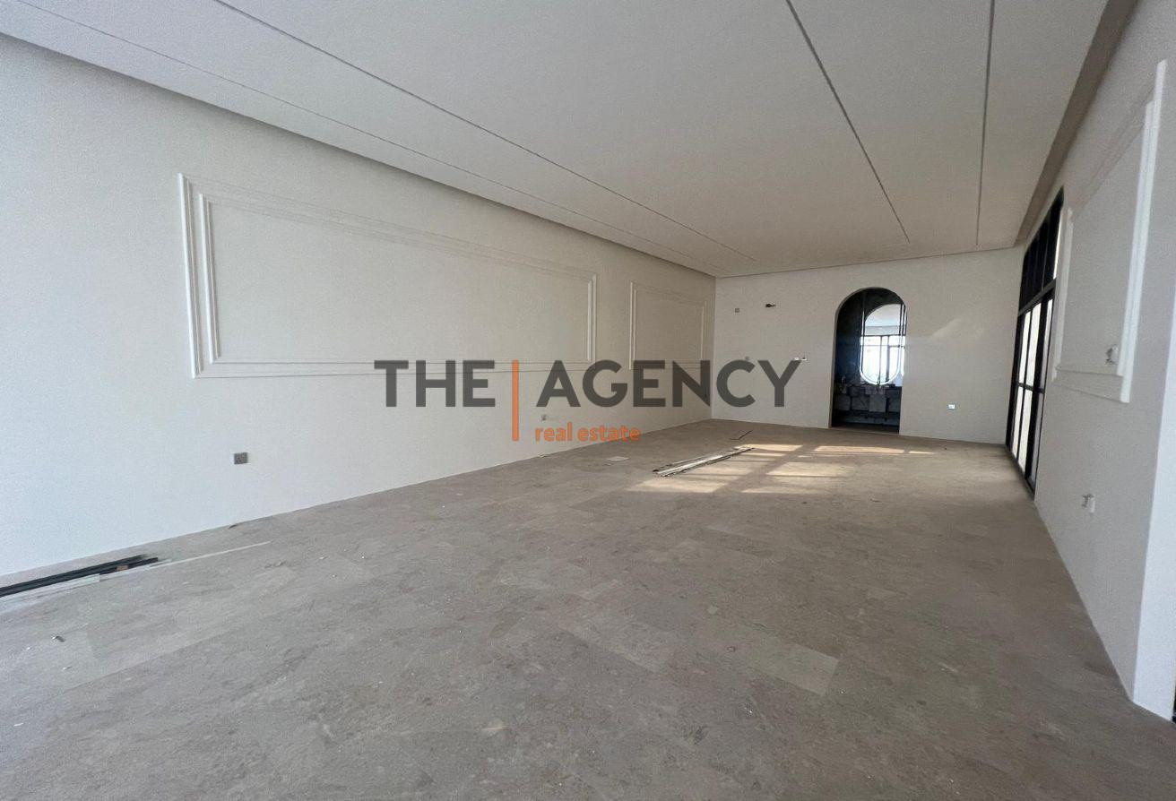 Luxury 6-Bedroom Villa for Rent/Sale in West Bay - Villa in Al Dafna