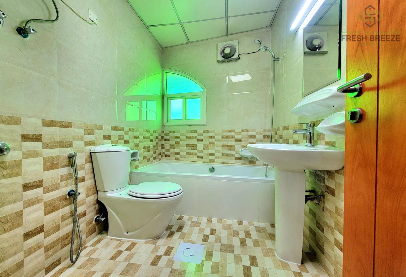 Luxurious New 1-Bedroom Fully Furnished Apartment - Apartment in Umm Ghuwailina 4