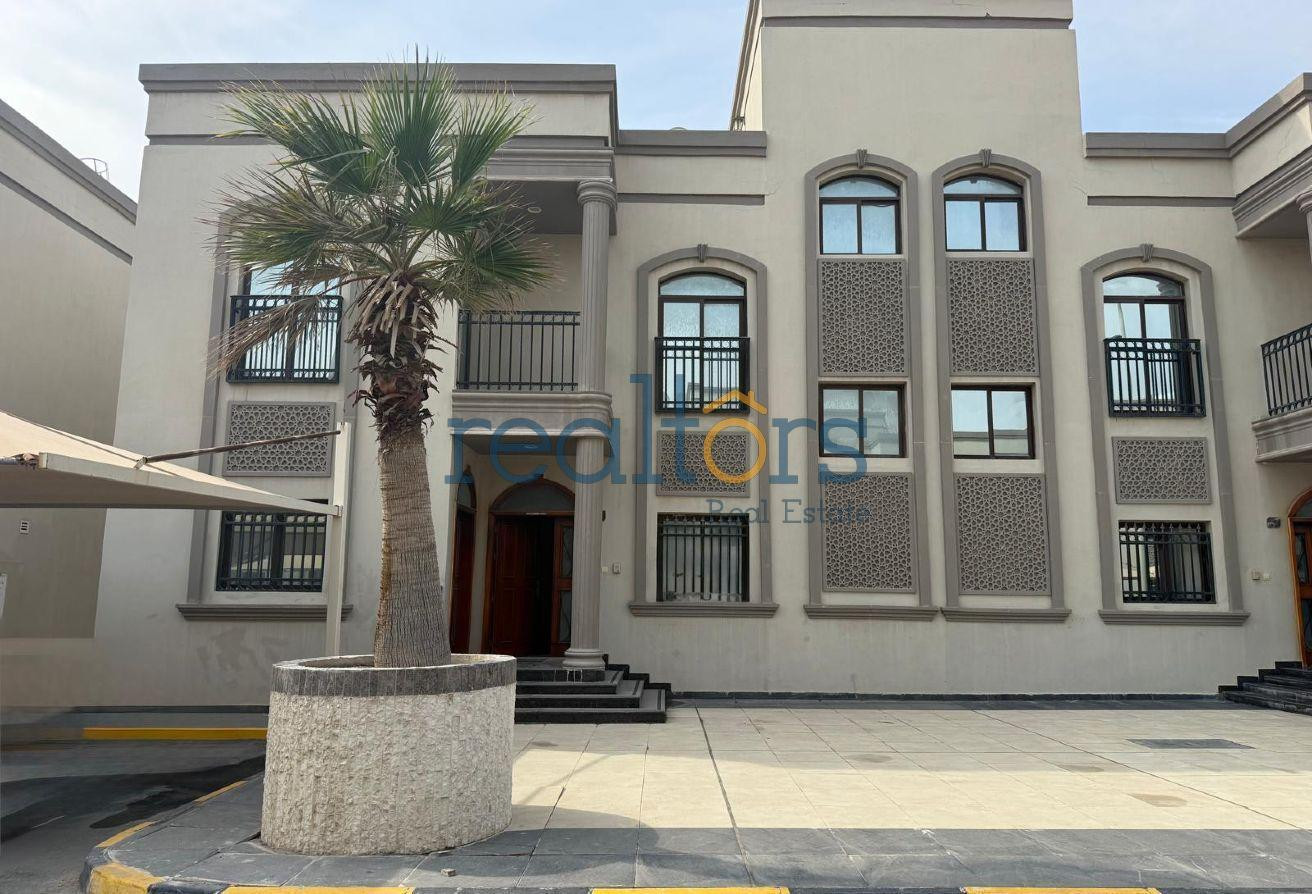 Semi furnished Villa 3bhk+Maid - Compound-Maamoura