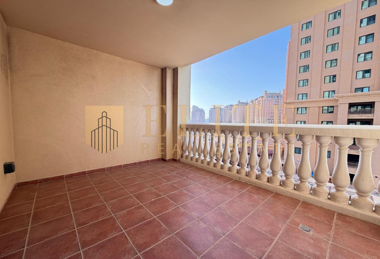 BILLS INCLUDED! DIRECT MARINA VIEW! STUDIO