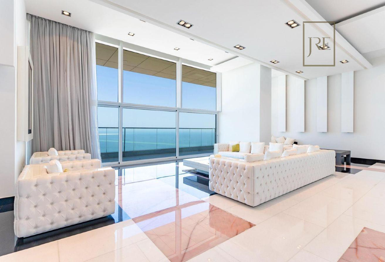 Modern Masterpiece Penthouse - Panoramic Sea View - Penthouse in West Bay