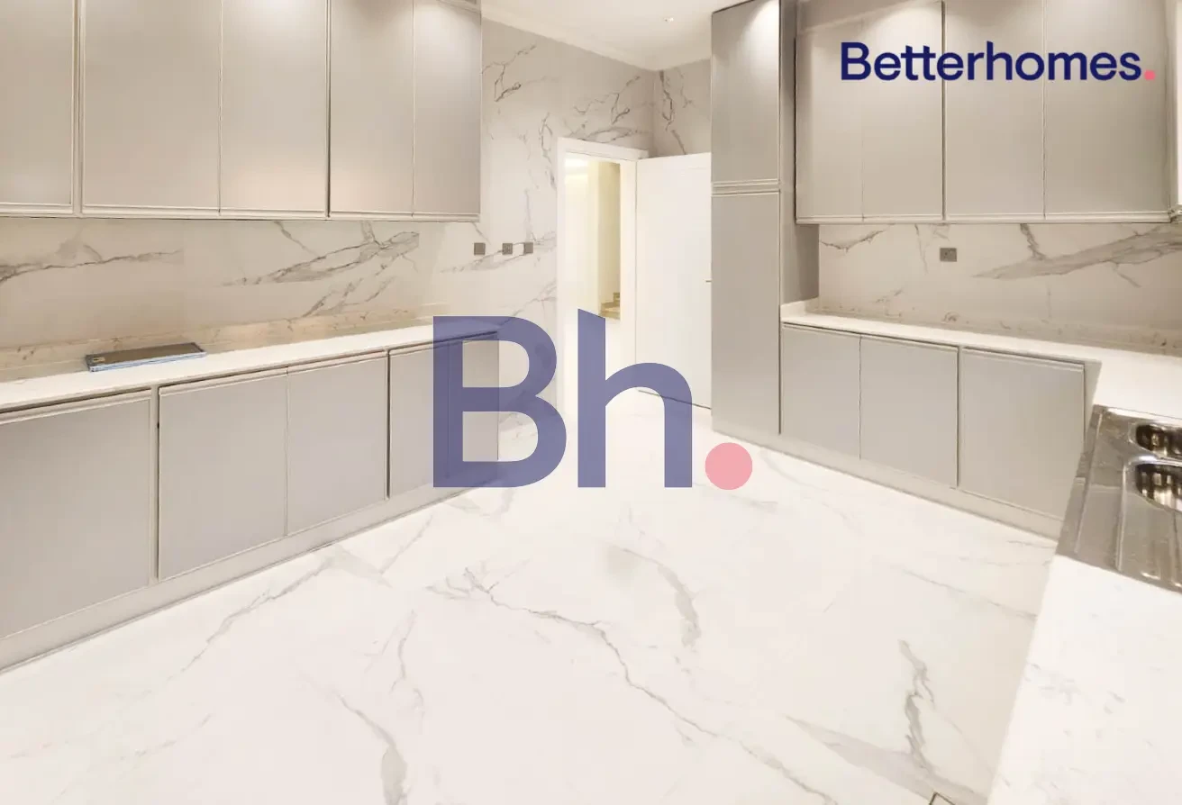 SPACIOUS | 5 BEDROOMS WITH MAID ROOM - Apartment in Al Duhail