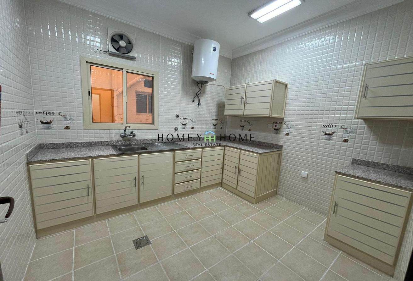 Luxury 3bedrooms apartment for rent in Al Mansoura - Apartment in Thabit Bin Zaid Street