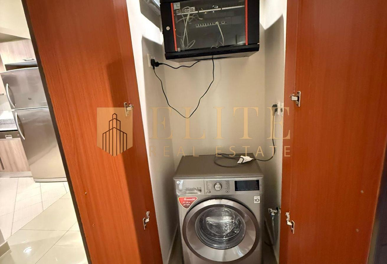 Brand new , semi furnished , Pearl Qatar - Apartment in East Porto Drive