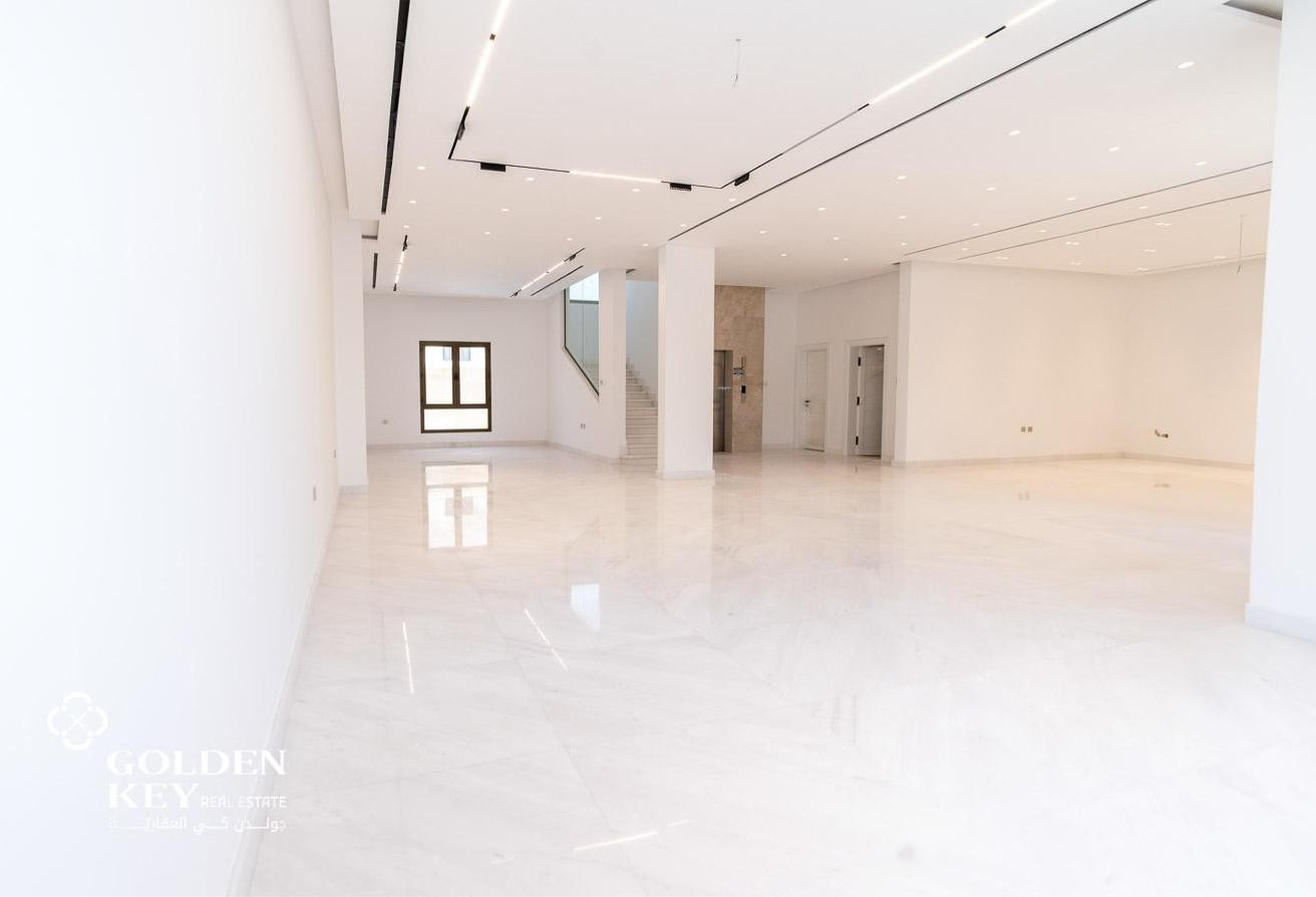 BRAND NEW | STAND ALONE VILLA | 5+MAID |TITLE DEED - Villa in Fereej Abdel Aziz