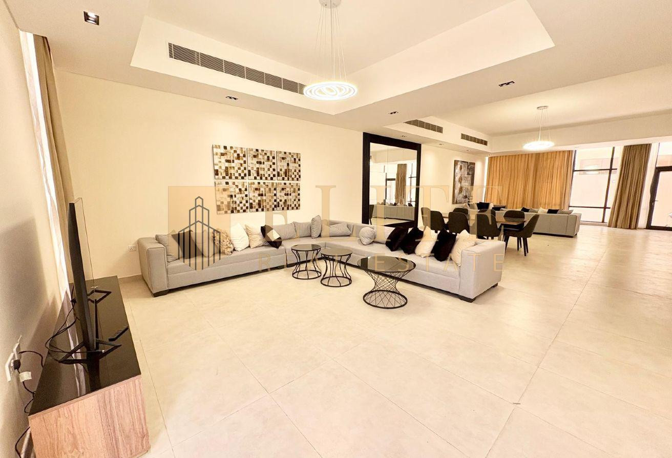 Luxury Brand New 5BDR+MAID villa with private pool - Villa in Sumaysimah