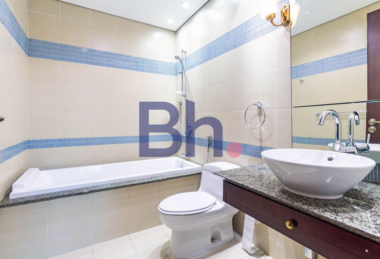 MODERN | 2 BEDROOMS TOWNHOUSE | MARINA VIEW