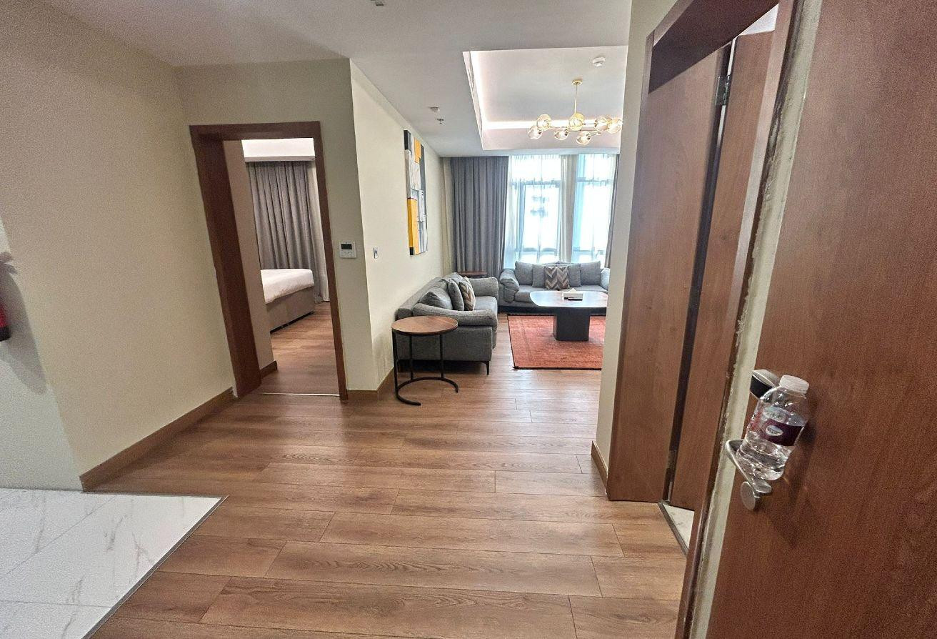 PRIME LOCATION FULLY FURNISHED NEAT SPACIOUS 1BHK - Hotel Apartments in Al Mansoura