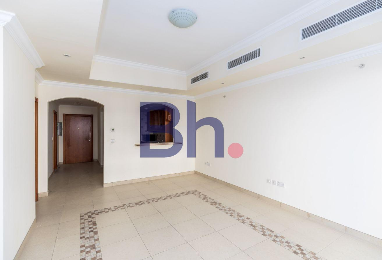 STYLISH | 1 BEDROOM | SEMI FURNISHED | FREE MONTH