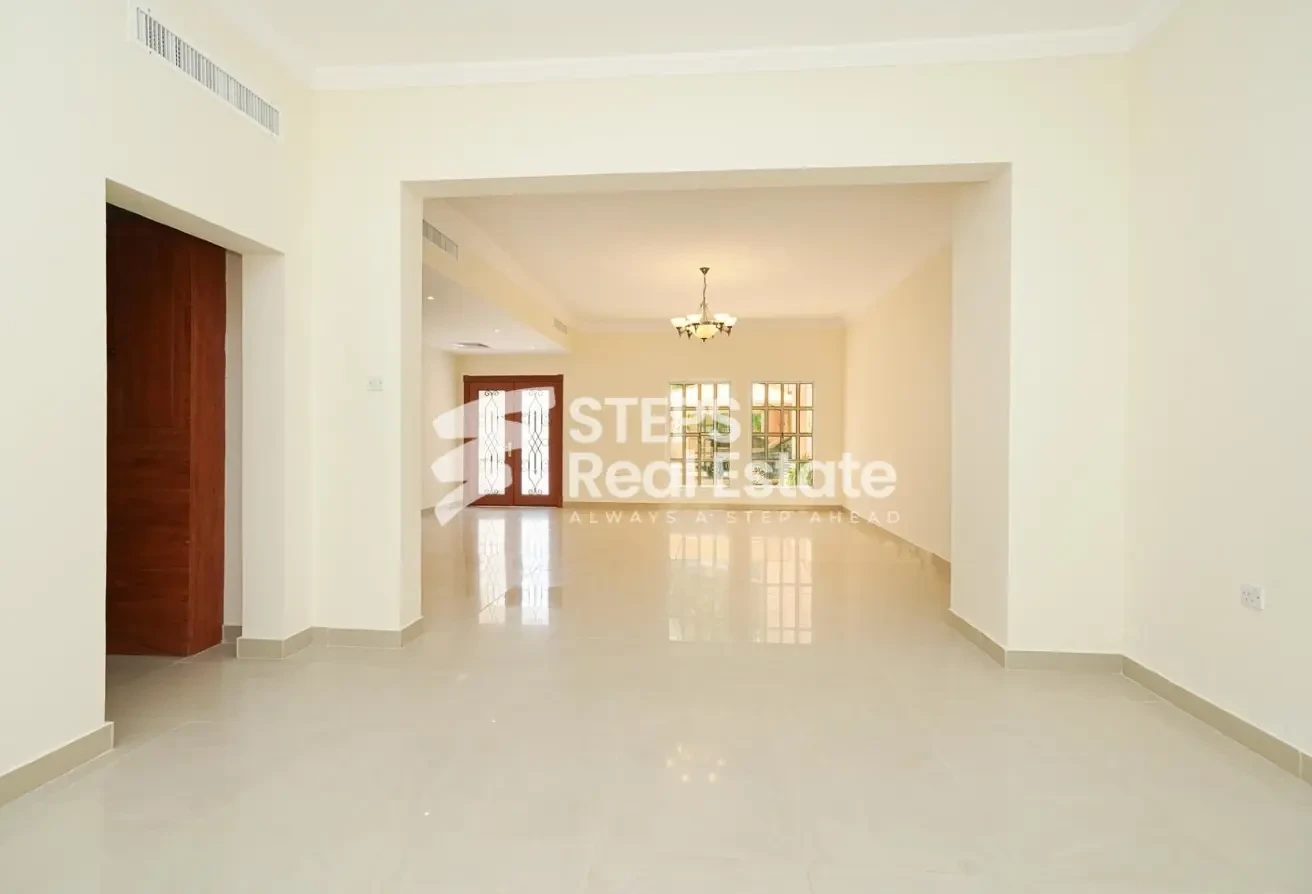 4BHK in Compound Villa for Rent in Ain Khaled - Compound Villa in West Porto Drive