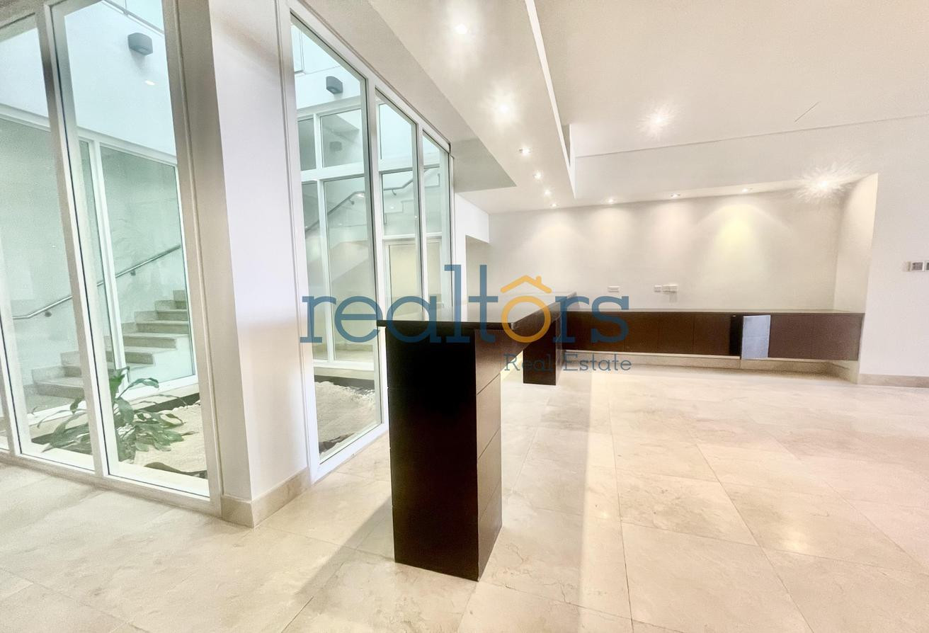 Exceptional I Contemporary Villa I Beach Access - Villa in East Gate