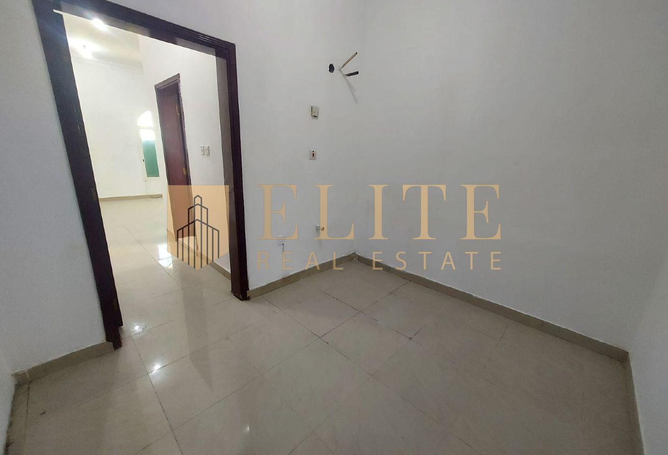 6-bedroom independent villa with a maid’s room - Villa in Doha