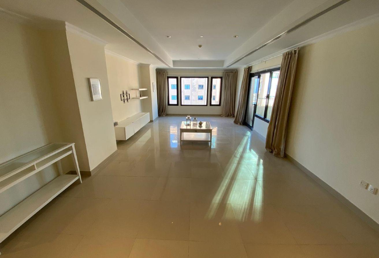 FOR SALE!AMAZING 1 BEDROOM+OFFICE-WITH TITLE DEEDS
