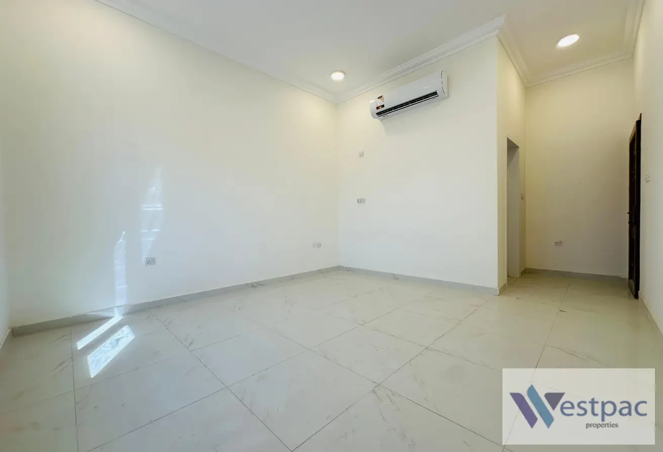 Brand NewSpacious 7 Bed Villa Compound at Markhiya - Villa in AlMuraikh