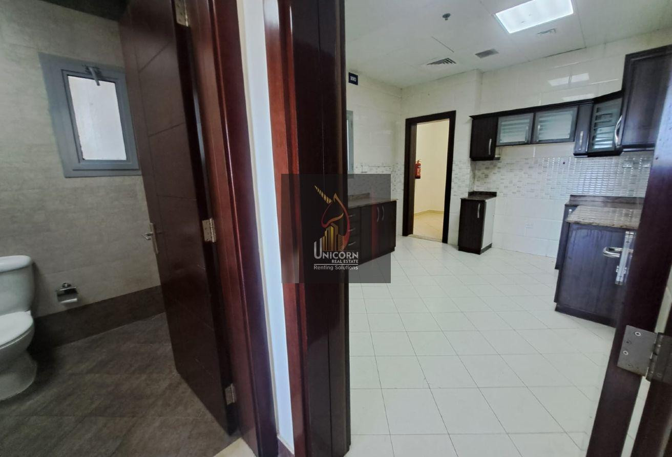 2 Bedroom + Maid's Room | Unfurnished | Balcony - Apartment in Najma 28