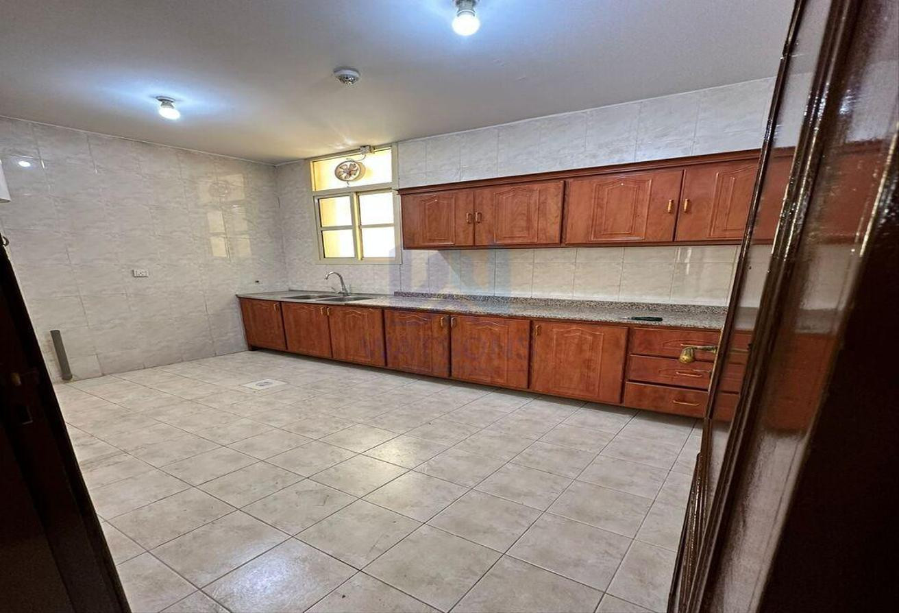 UNFURNISHED 2BEDROOMS APARTMENT - BIN MAHMOUD - Apartment in Fereej Bin Mahmoud North