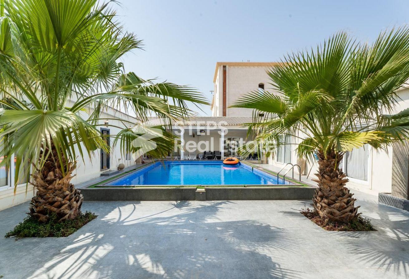 Luxurious Villa with Maids Room in Al Ruwais - Villa in Al Ruwais