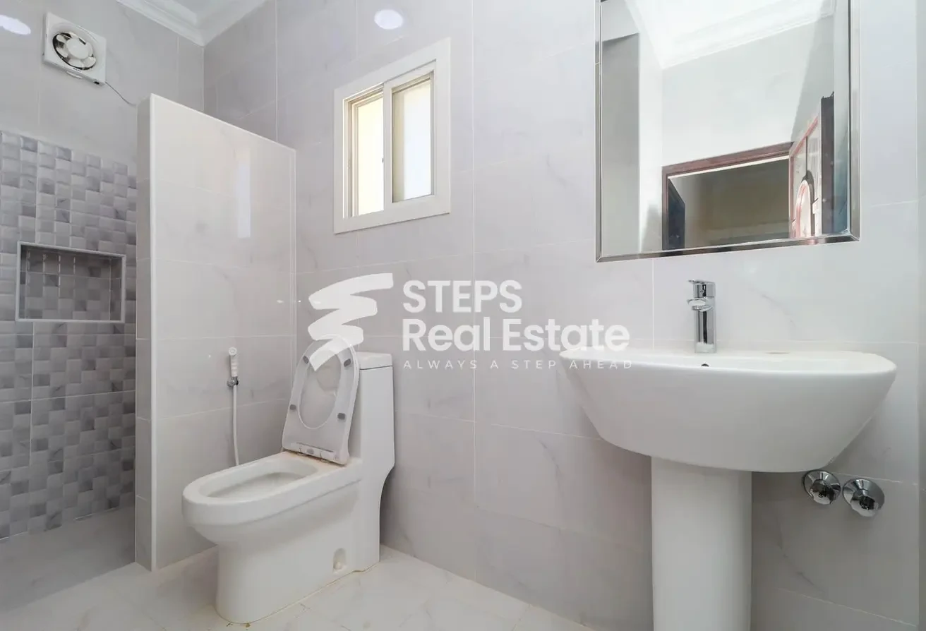 Prime Location 3BHK Villa for Rent | 8,000 QAR - Villa in Al Wakair