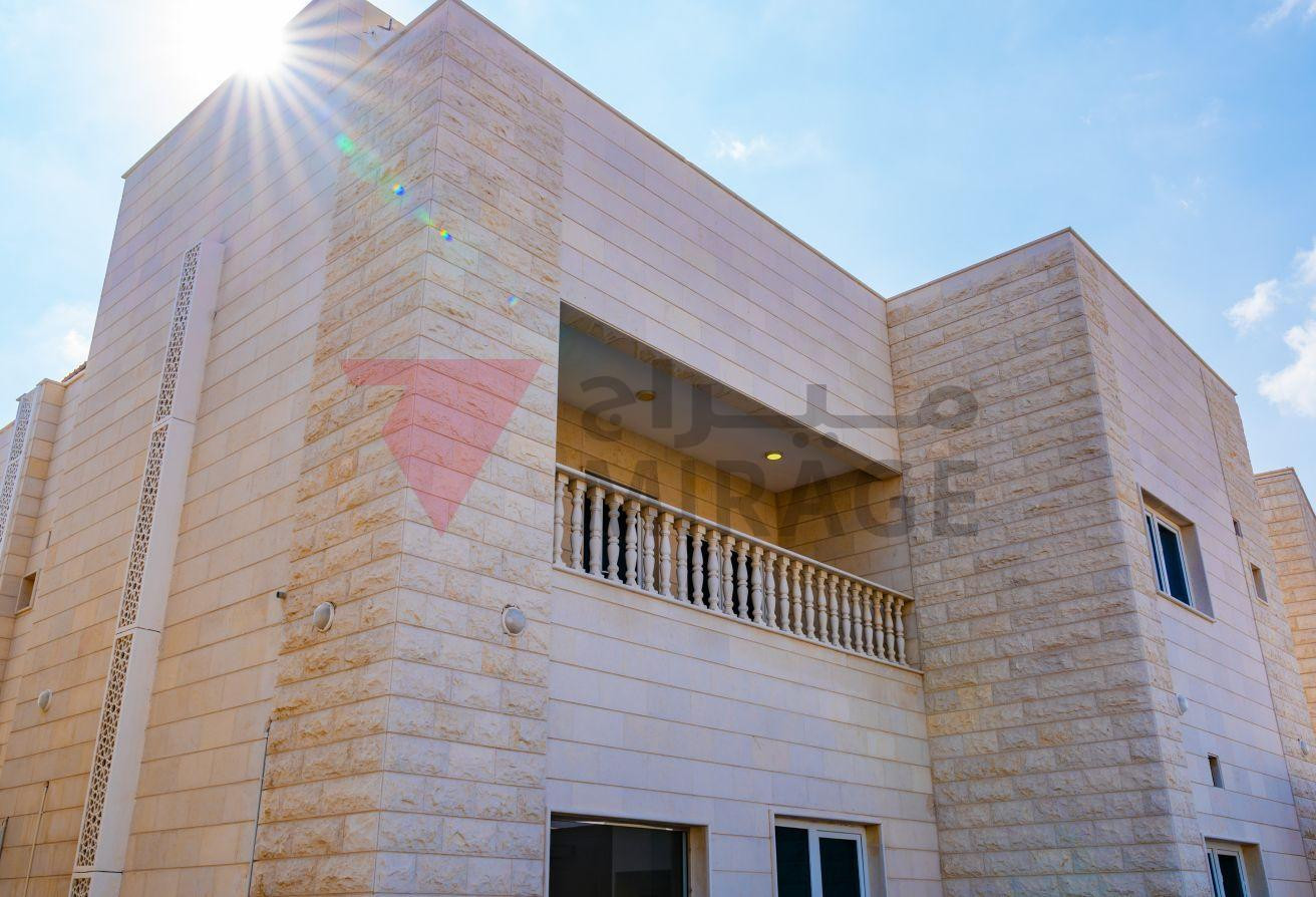 SPACIOUS VILLA | STUNNING 7 BEDROOM + DRIVER ROOM - Villa in Al Khor