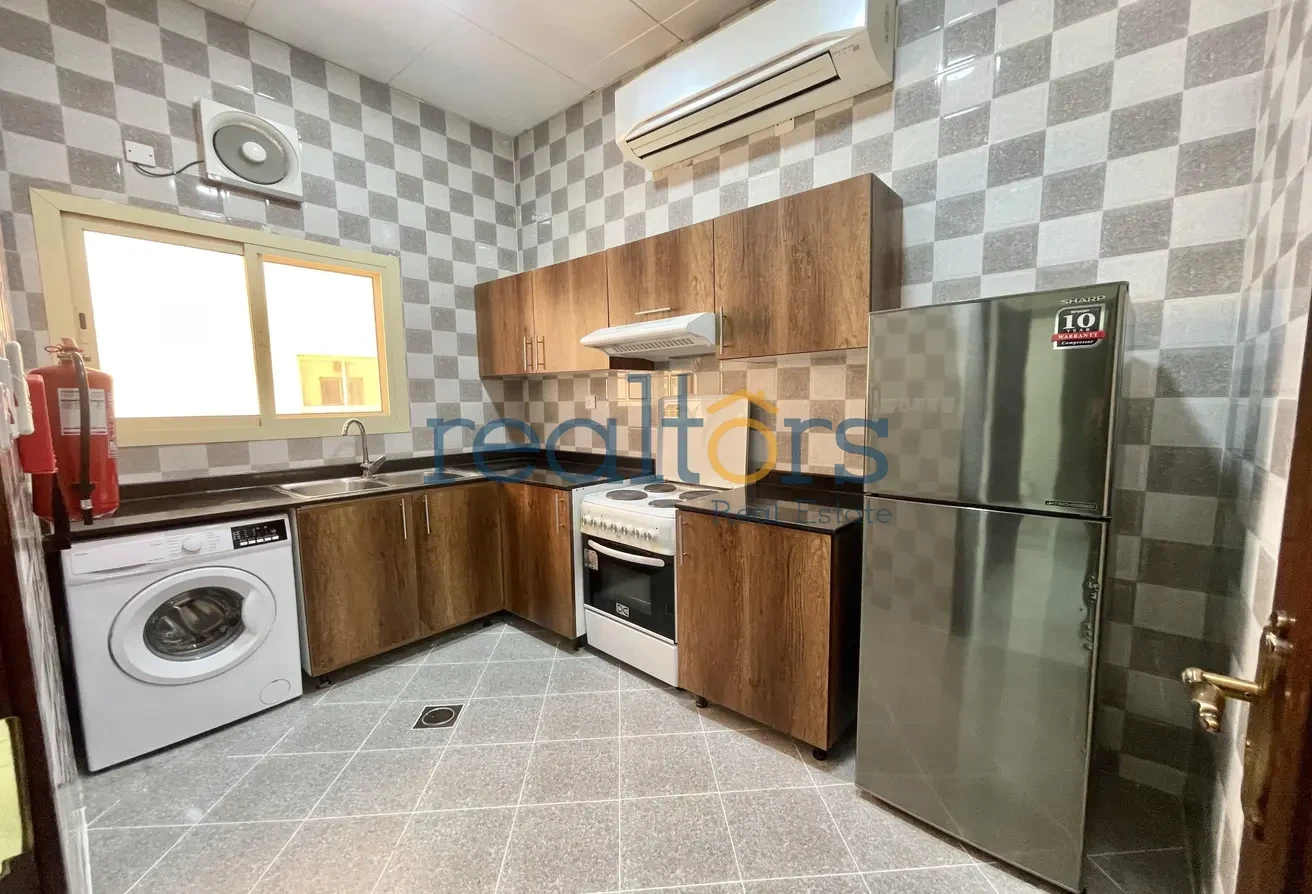 Cozy Furnished 2BR Apt in Al Nasr - Apartment in Al Nasr Street