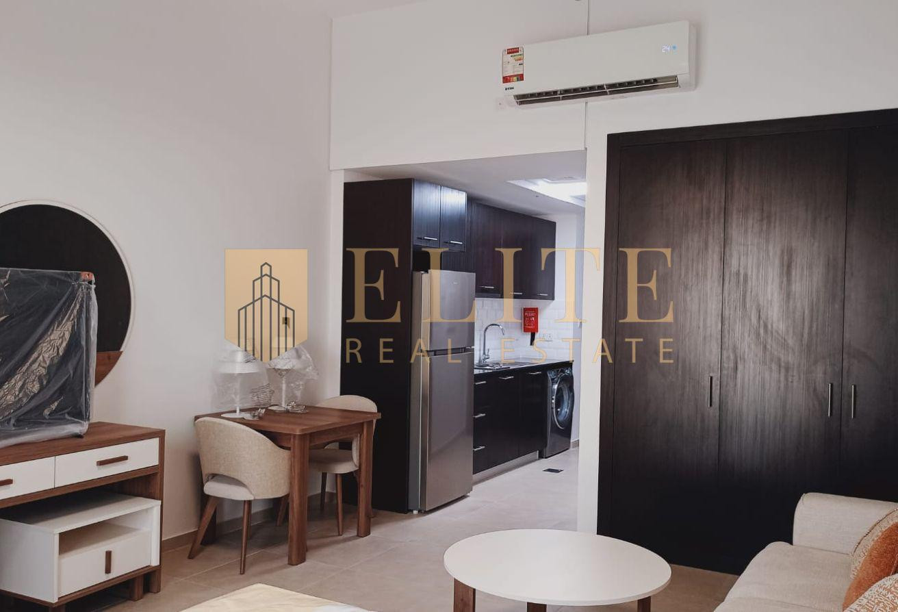 LUXURY NEW FIRST HOME STUDIO - Apartment in Bu Hamour Street