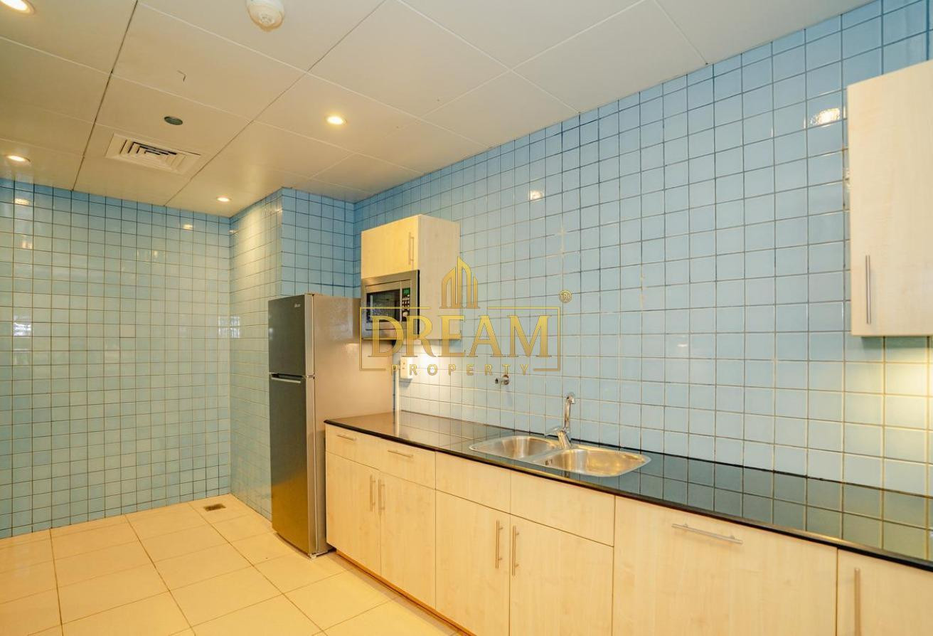 Spacious 2 Bedroom | Bills Included | Marina View - Apartment in Porto Arabia