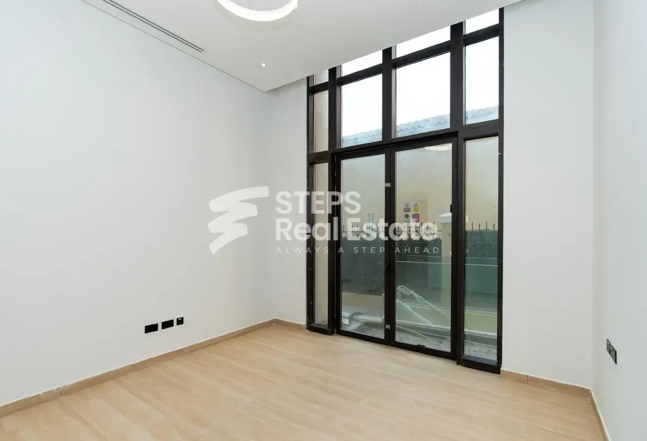 Elegant Flat with Garden and Maids Room - Apartment in Giardino Apartments