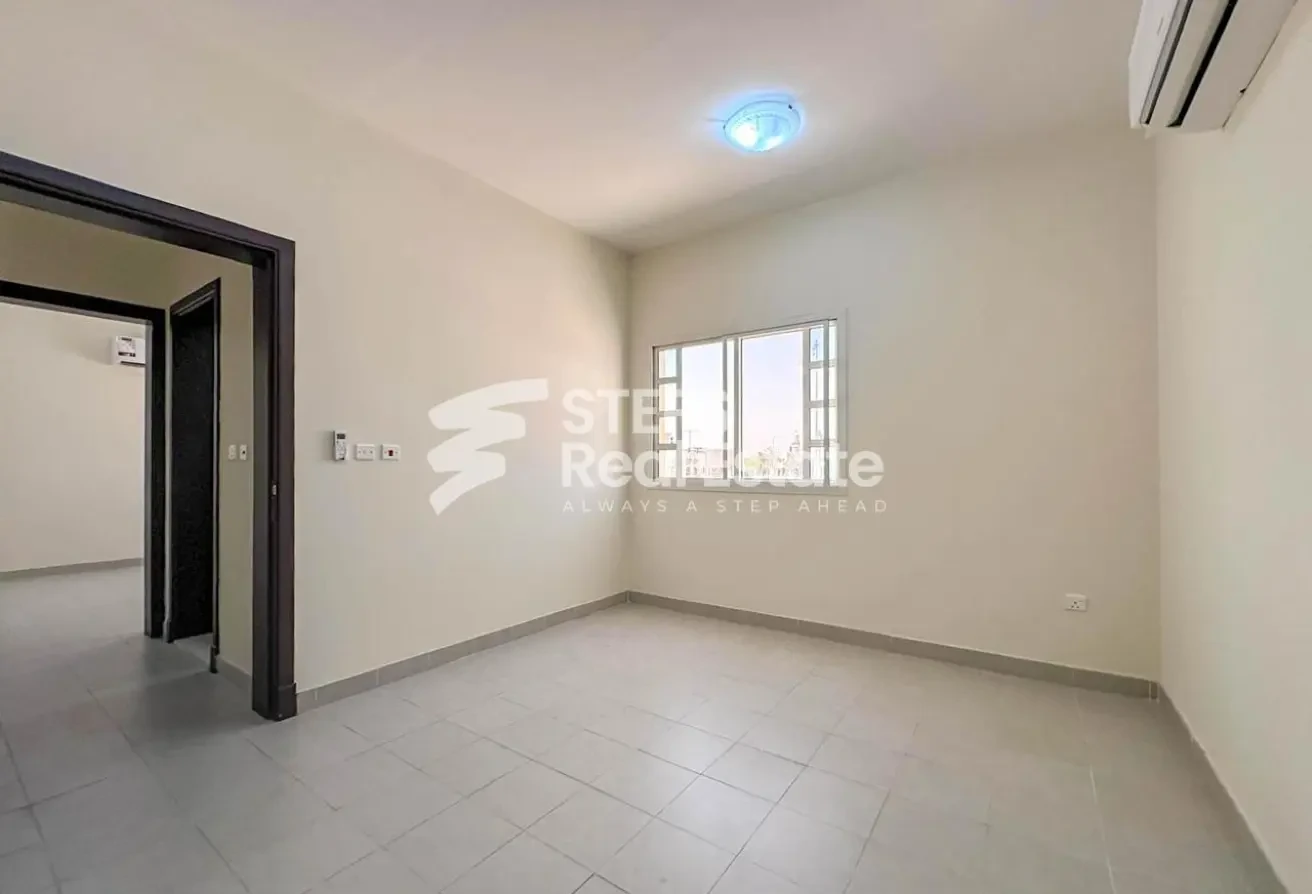 Spacious Villa with Maids Room and Basement - Villa in Al Waab Street
