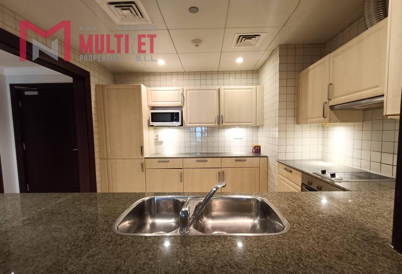 Elegant 1 BHK FF Apt | Luxury Living in the Pearl - Apartment in East Porto Drive