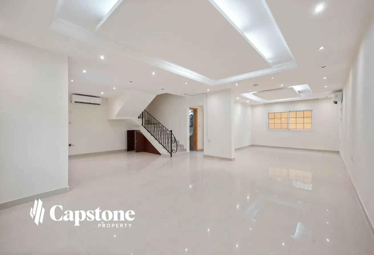 NO COMMISSION! SPACIOUS 3BR+M VILLA IN AL WAAB - Villa in Curlew Street