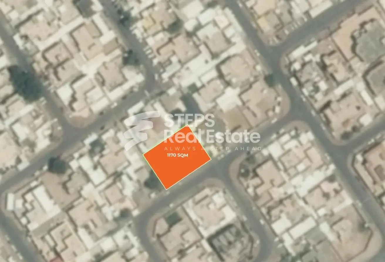 Old Villa Land for Sale in Bu Sidra - Labor Camp in Doha