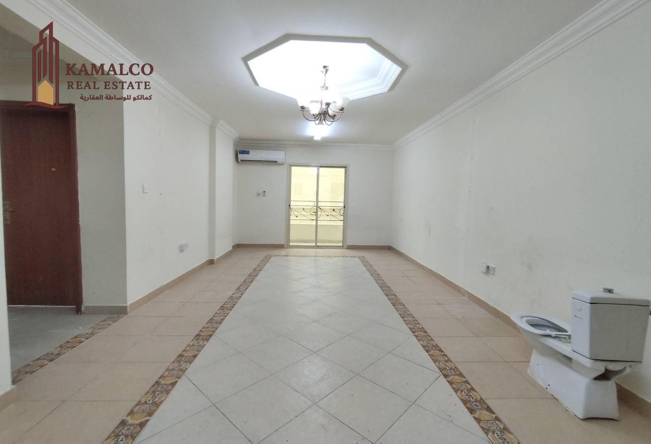 2 BHK WITH BALCONY NEAR C RING ROAD RENT ONLY 4250 - Apartment in Najma 28