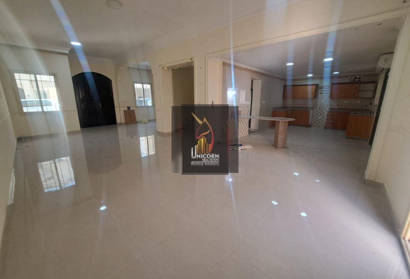 3-Bedroom + Maids Room |Unfurnished | 1 MONTH FREE - Compound Villa in Ain Khaled