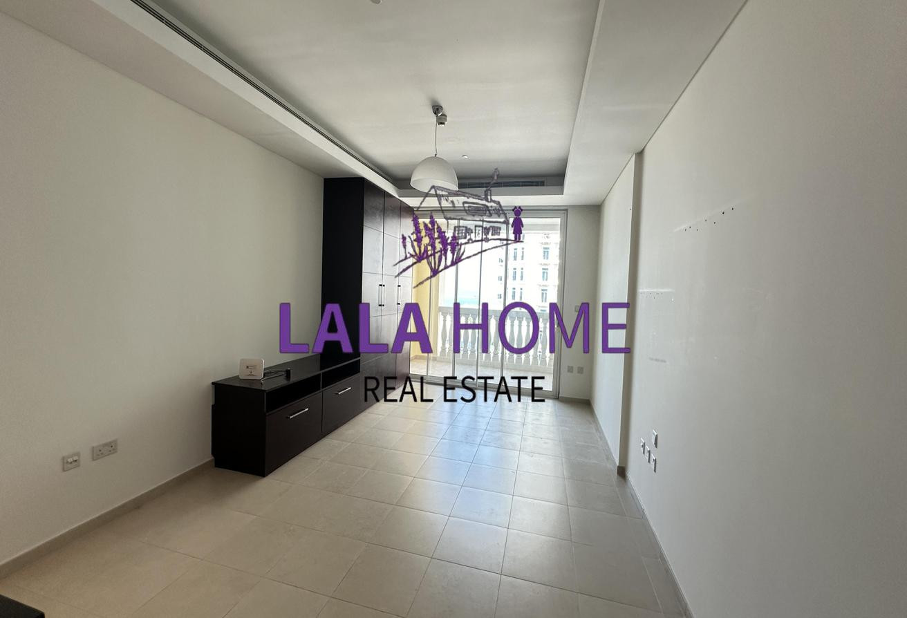 Cozy Studio | Bills Included | Balcony - Studio Apartment in Viva West