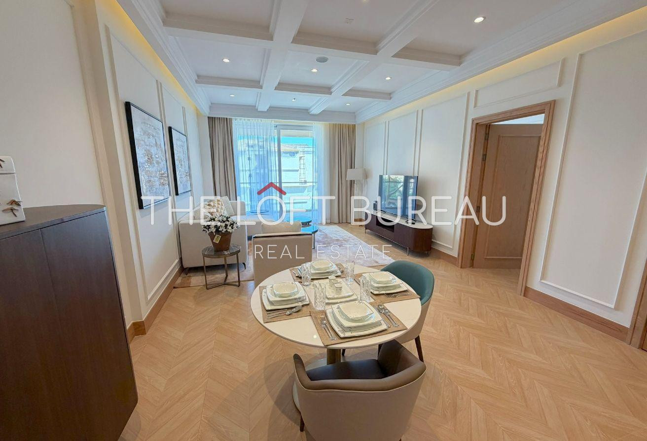 NO COMMISSION ! FULLY RENOVATED! AMAZING APARTMENT