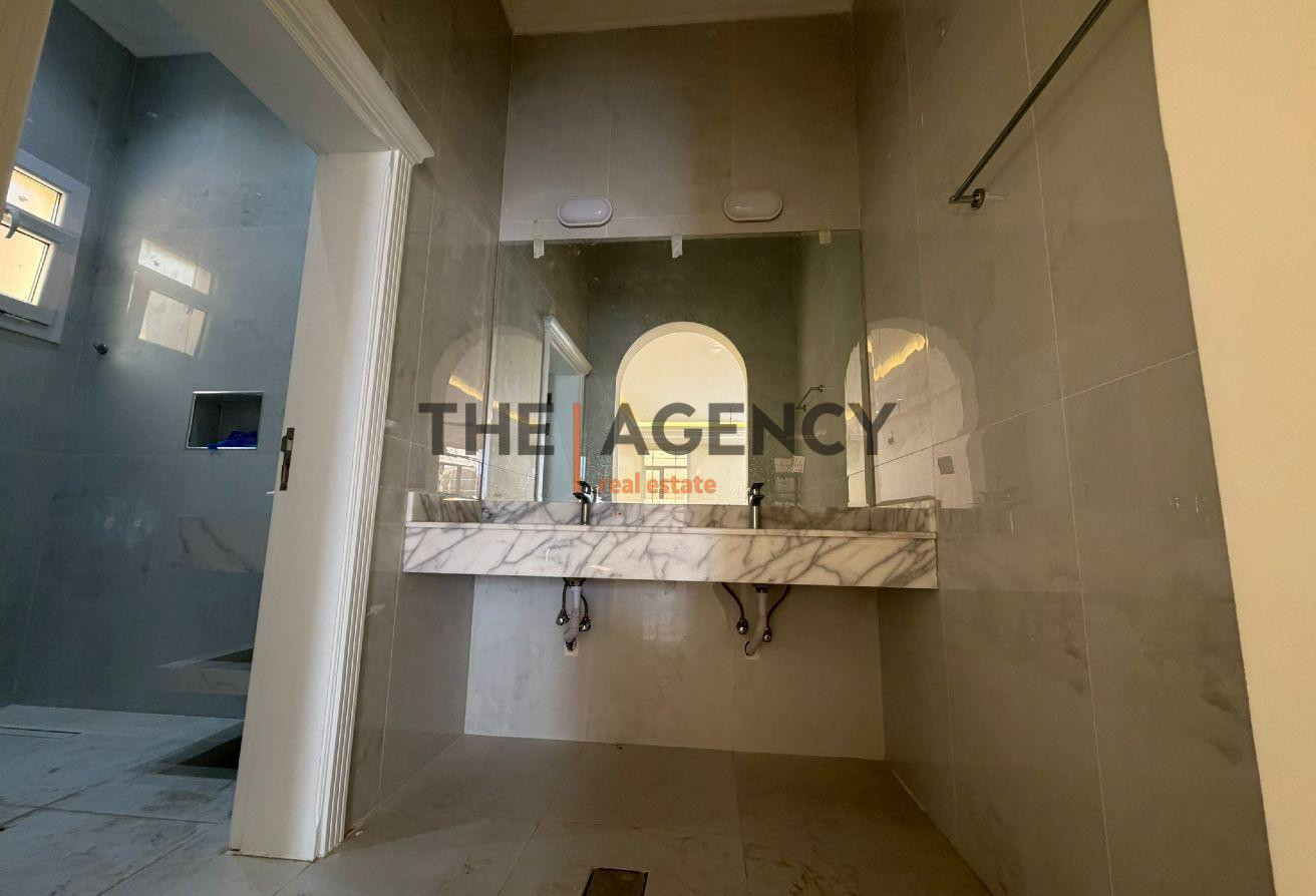 Villa for Sale – Umm Qarn - Villa in Umm Qarn