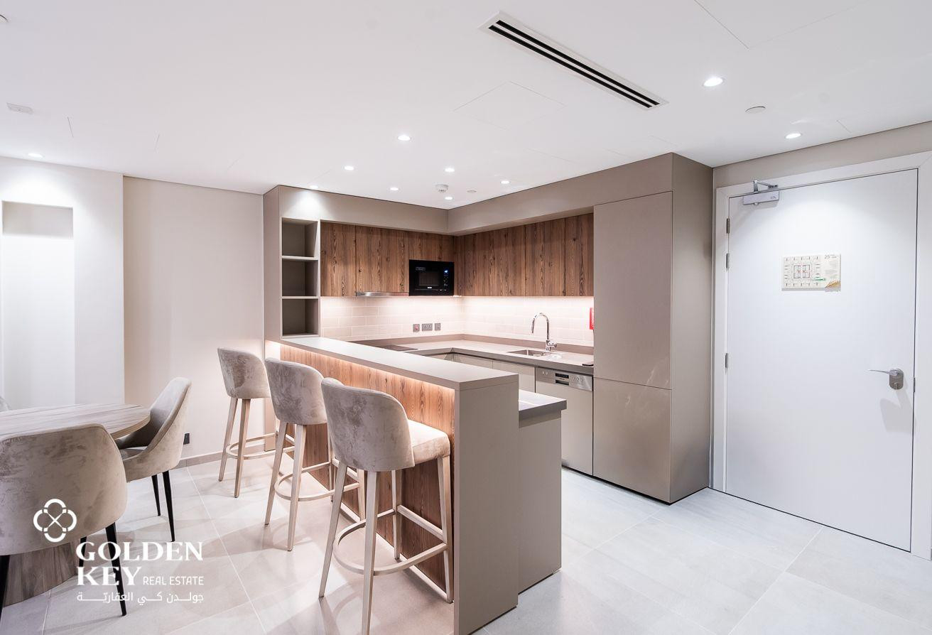 Luxurious 1-BR | Spacious Layout | Bills Included - Apartment in West Bay