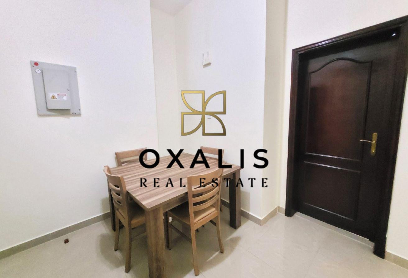 1 MONTH FREE | FULLY FURNISHED 2 BHK | FAMILY BLDG - Apartment in Tariq Street