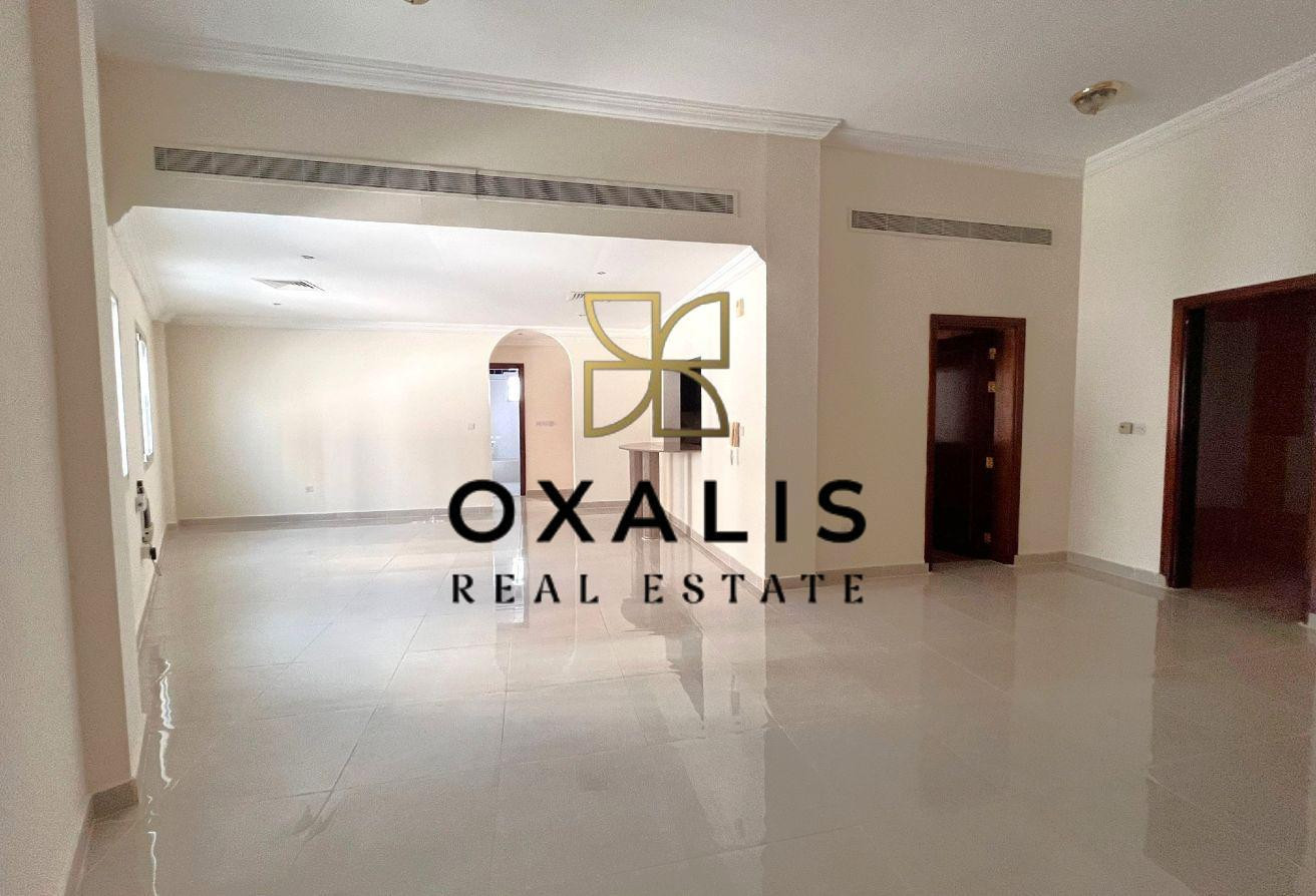 NEAR METRO | SPACIOUS 2 BEDROOMS | CENTRALIZED AC - Apartment in Salaja Street