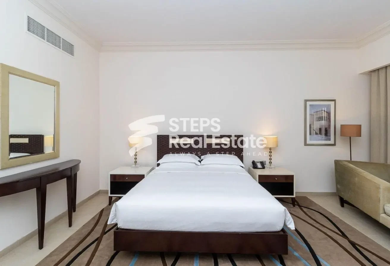 Serviced Upper Floor Villa for Rent in West Bay - Villa in West Bay Lagoon