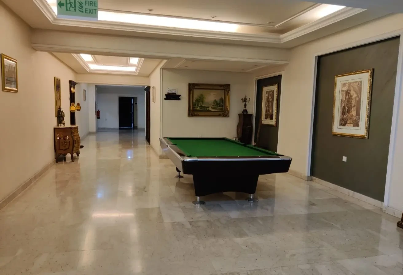 3 bhk fully Furnished flat only at 7000 - Apartment in Al Mansoura
