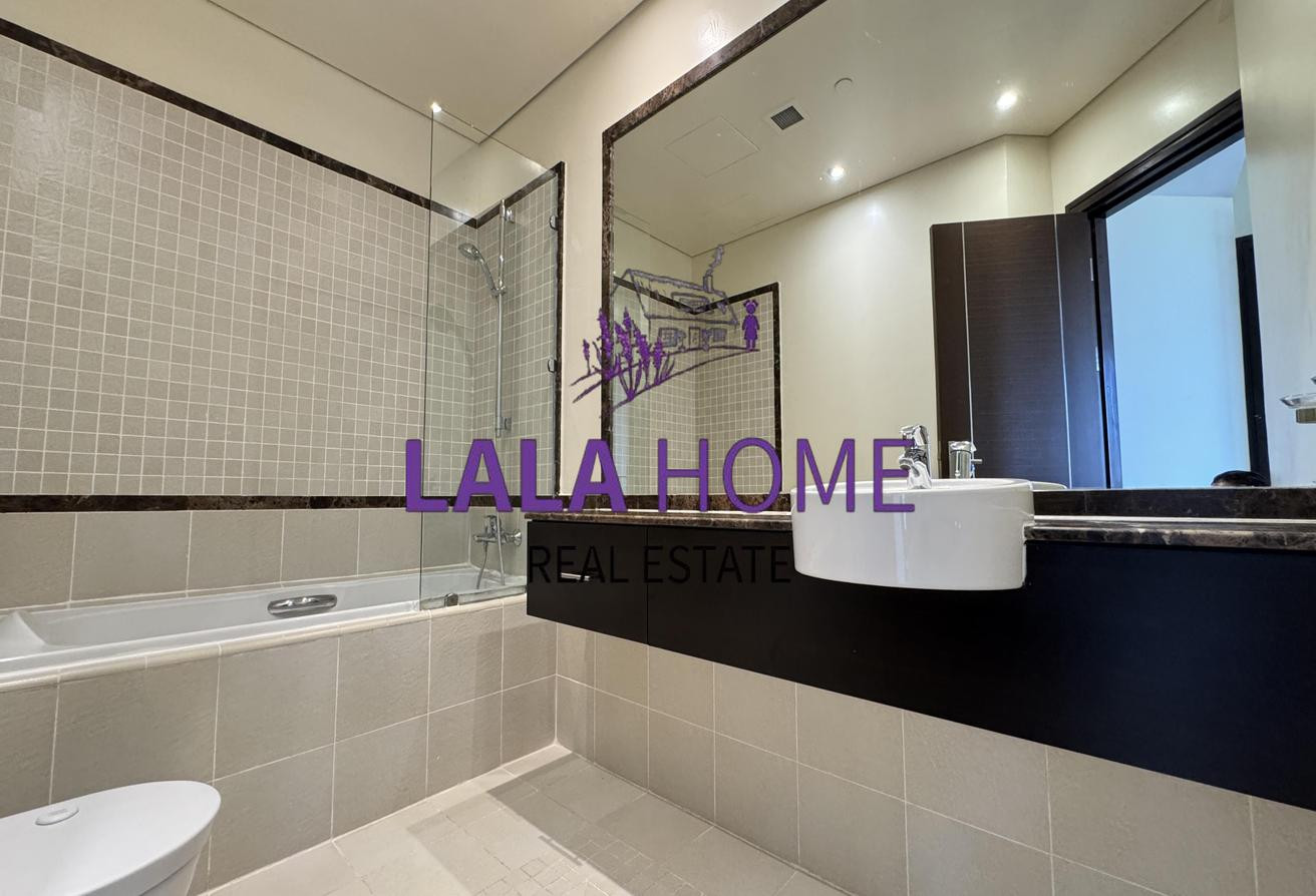 Beautiful 3BR Semi Cooling Inc | NO FEES