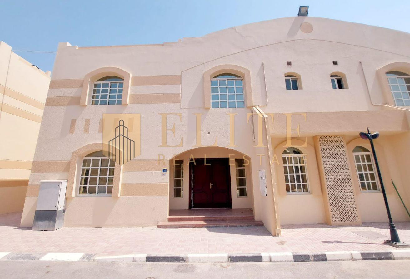 Affordable 5 BR I Un Furnished I Ain Khalid Area - Villa in Ain Khaled