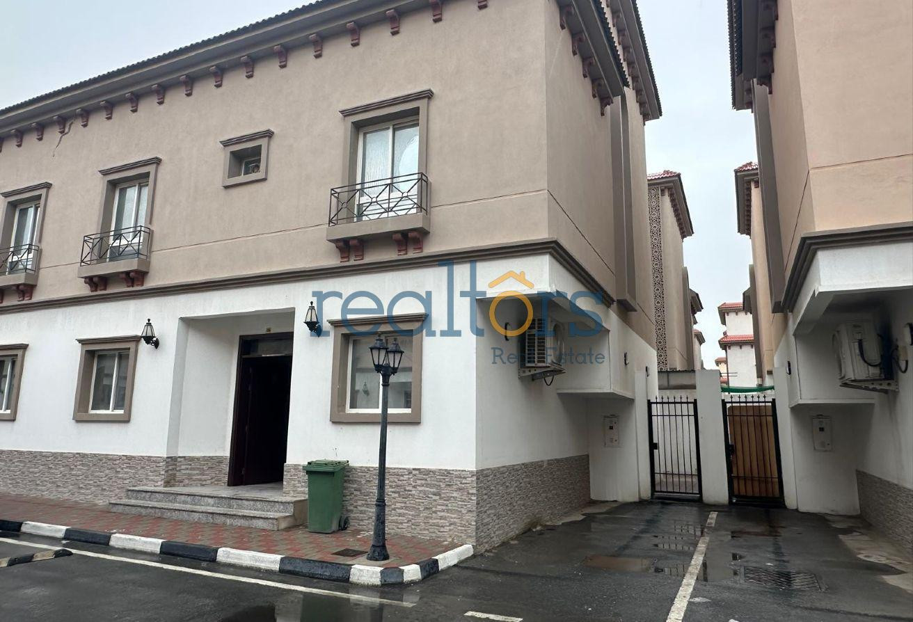 Huge 6 Bed Unfurnished Villa Compound for 10000QR - Compound Villa in Dar Al Salam Villas