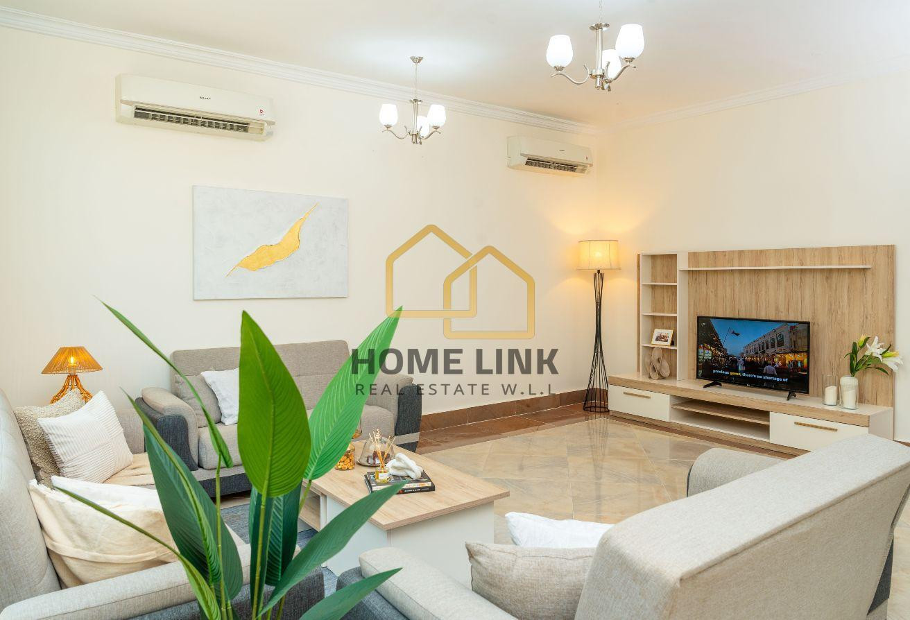OWN A FREEHOLD 6 BEDROOM VILLA WITH TITLE DEED - Villa in Al Wukair