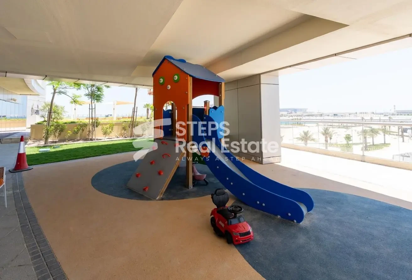 Brand New Apartment with Balcony and Sea View - Apartment in Burj DAMAC Waterfront
