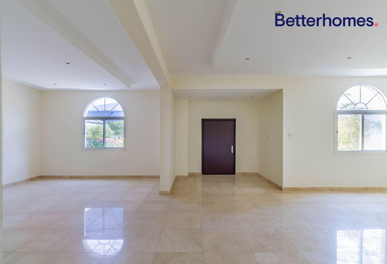 PRIME AIN KHALID LOCATION | 4-BEDROOM VILLA - Villa in Ain Khaled